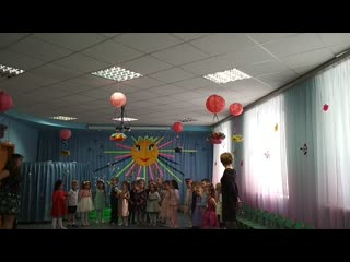 video 最新流出果哥精品大尺度白金版视频巨乳模特被潜沙发跪着给导演吃屌 vid 20190306 092021 mp4 sex