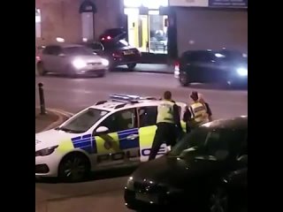 video украинскую беженку которая увела мужа из приютившей её британской семьи арестовали софию каркадым задержали в sex