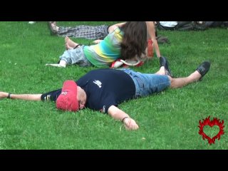 video два парня прикинулись иностранцами sex