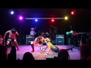 video just desserts fullruit cabron skarlet fujin shingeki no kyojin cosplay rush sex