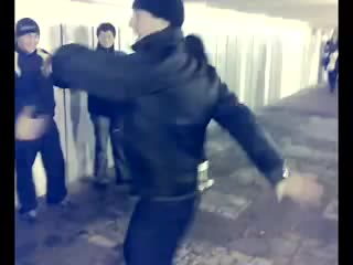 video чурки зарабатывают в подземном переходе sex