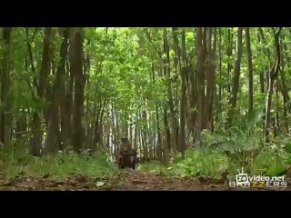 video порно в лесу секс на природе сиськи на поляне и в деревне трахают тёлку цыганку порнопародия на робин гуд и sex