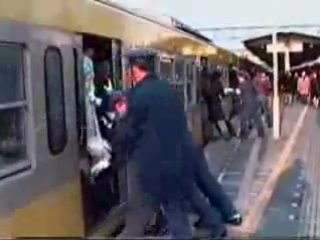 video залезь в метро в японии получи бесплатное направление к травматологу sex