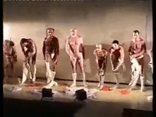 video эксперимент с раздеванием в спектакле ромео и джульета sex