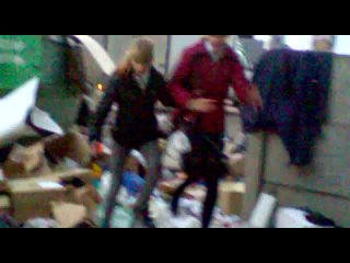 video лохушки настя семкина и лиза ефременкова копаються в мусорки sex