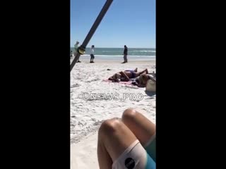 video идеальный план по засвету сисек на пляже sex
