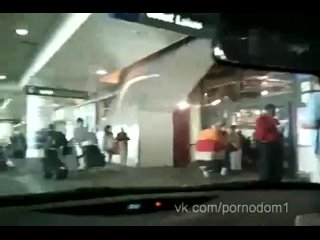 video extaz gum деа потекла прямо в машине и начала мастурбировать sex