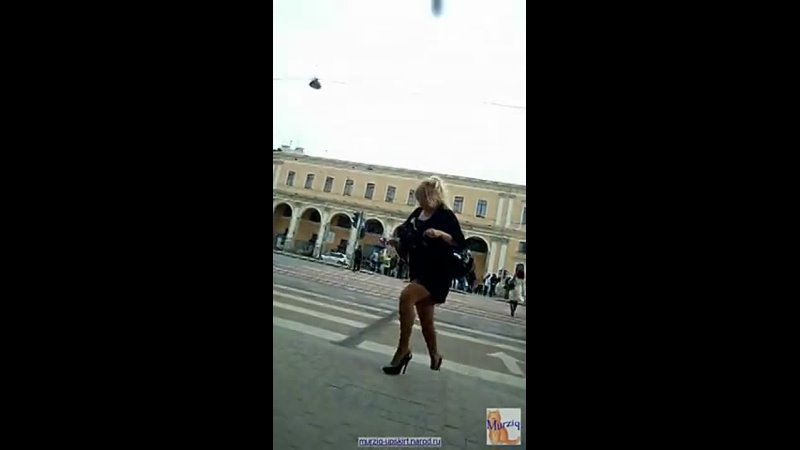 video ᴮᴱsᵀ красотка без трусиков подсмотренное на улице не по sex
