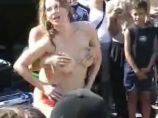 video мальчик увидел в первый раз sex