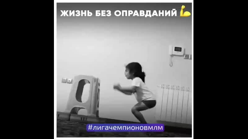 video 角色扮演剧情演绎母子乱伦妈妈午睡黑丝袜蕾 vid 47941006 004601 668 mp4 sex