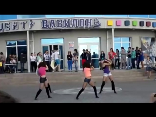 video современный танец школьниц sex