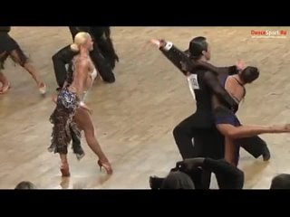 video танцующие пары в танце поменялись партнерами но видно что специально sex