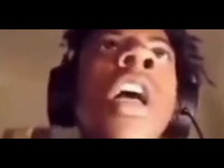 video негр снимает наушники и орёт sex