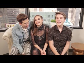 video froy gutierrez bailee madison and aidan alexander talk porn more instant exclusive instant sex