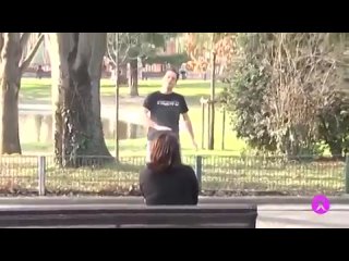 video как заняться сексом на улице с незнакомой девушкой sex