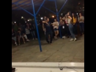 video чеченская лезгинка 2016 чеченец танцует с русскими девушками 480 x 480 mp4 sex