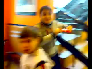 video первый раз в макдональдсе sex