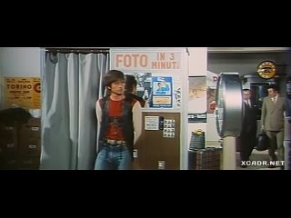 video голая грудь орнеллы мути идеальное место для молодые 1971 sex